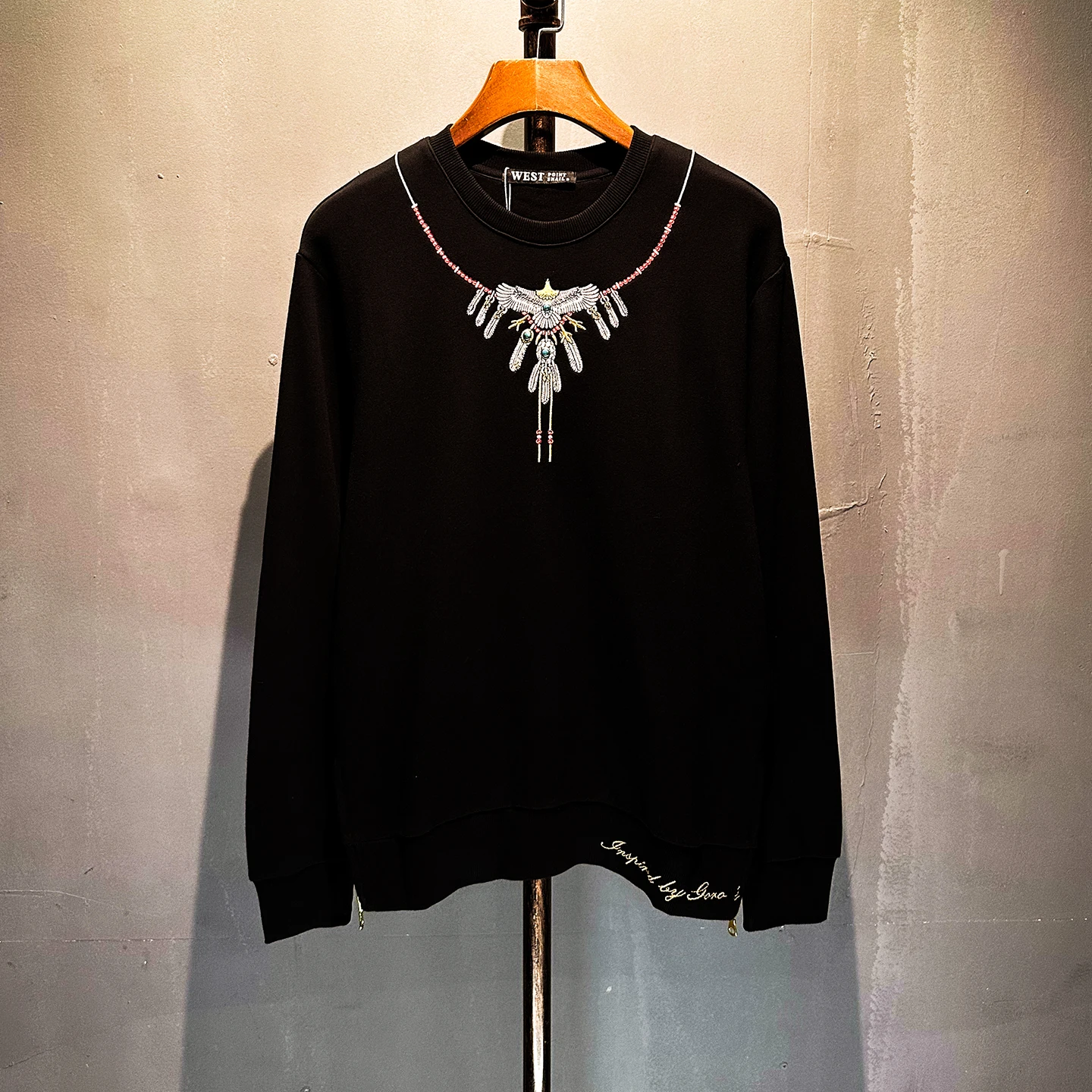 Loose Fit round Ne Sweatirt Embroidered Eagle Feather een Turquoise Casual Versatile Couple Tops Autumn Winter Streetwear
Loose Fit round Ne Sweatirt Embroidered Eagle Feather een Turquoise Casual Versatile Couple Tops Autumn Winter Streetwear