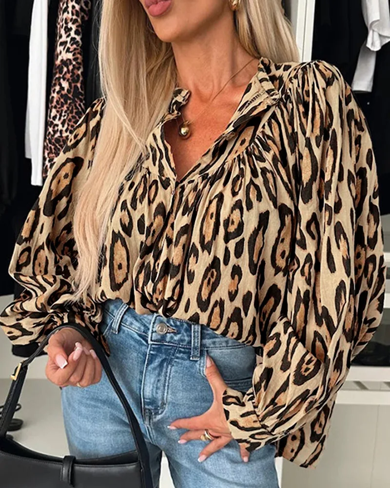 Women's Leopard Print Oversized Blouses Round Neck Long Sleeve Blouse Casual Front Button Top Fashion Comfortable Shirts 2025
Women's Leopard Print Oversized Blouses Round Neck Long Sleeve Blouse Casual Front Button Top Fashion Comfortable Shirts 2025
