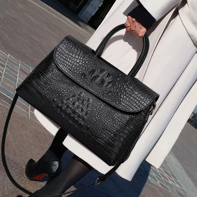 High-end Luxury Women's Bag, Retro Crocodile Pattern Handbag, Crossbody Bag, 2026 New Elegant Mom Bag
High-end Luxury Women's Bag, Retro Crocodile Pattern Handbag, Crossbody Bag, 2026 New Elegant Mom Bag