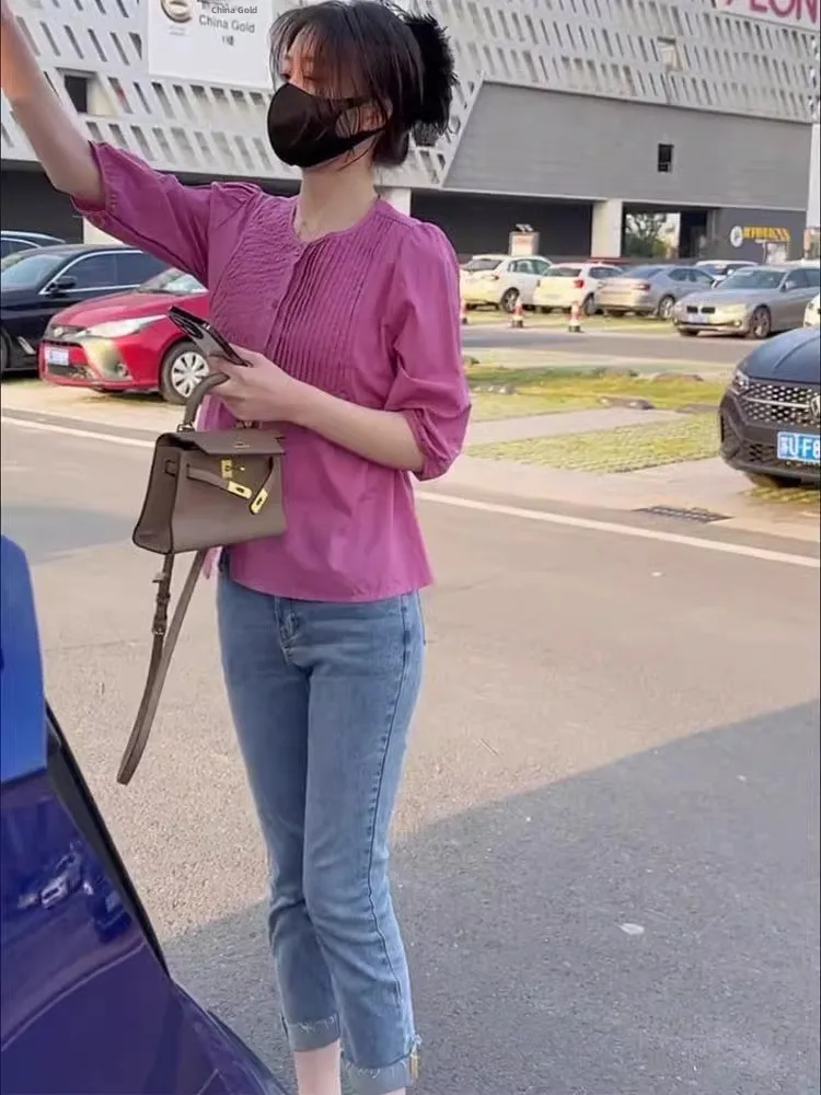 Anti-Aging Trendy Summer Outfit Women's round Neck Midi Sleeve Denim Shirt Versatile Top Nine-Tenths Jeans Two-Piece Set
Anti-Aging Trendy Summer Outfit Women's round Neck Midi Sleeve Denim Shirt Versatile Top Nine-Tenths Jeans Two-Piece Set