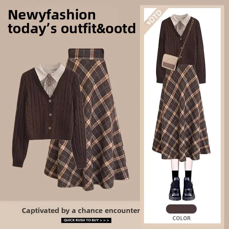Women's Autumn Winter Knitted Top And Plaid Skirt Two-Piece Set Korean College Style High Waist A-Line Skirt Casual Wear
Women's Autumn Winter Knitted Top And Plaid Skirt Two-Piece Set Korean College Style High Waist A-Line Skirt Casual Wear