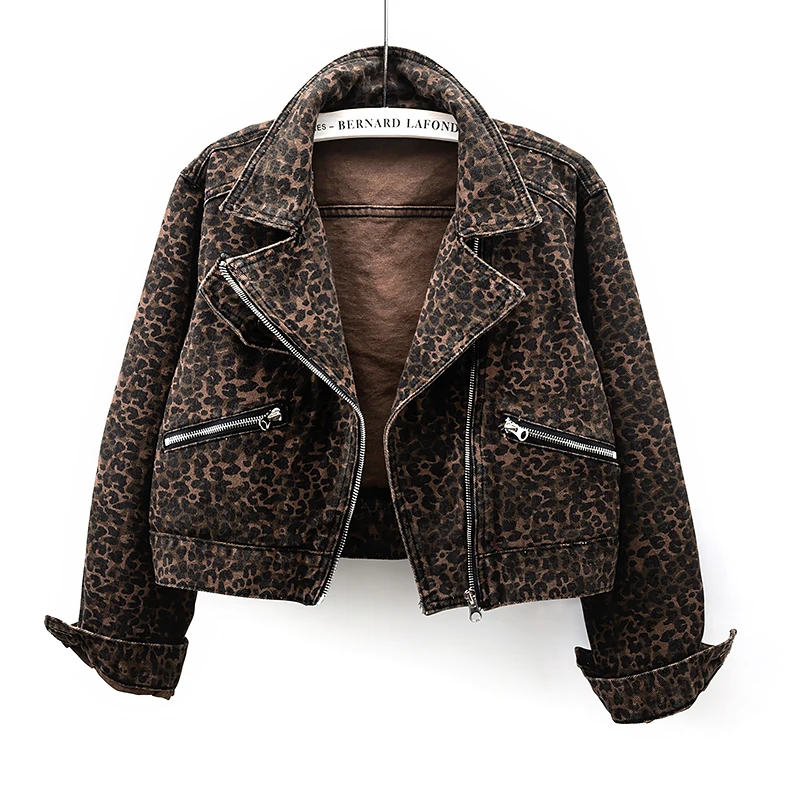 2025 Spring New Denim Jacket Women's Short Style Leopard Print Casual Handsome Zipper Jacket Open Fashion Cool Top
2025 Spring New Denim Jacket Women's Short Style Leopard Print Casual Handsome Zipper Jacket Open Fashion Cool Top