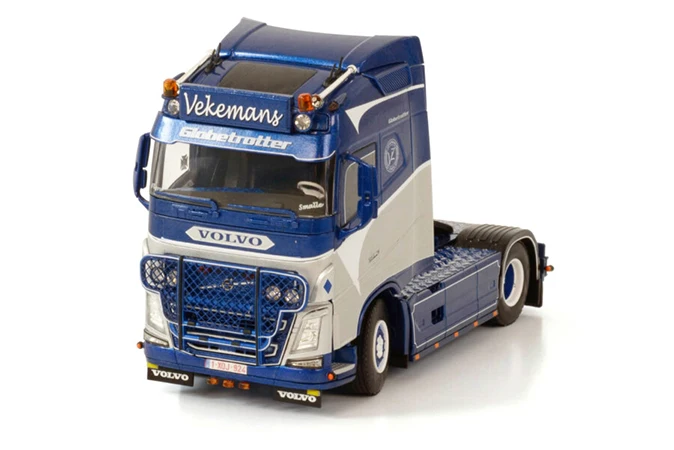 Игрушечная модель из сплава в подарок, масштаб WSI 1:50, Vo lvo FH4 4X2, грузовик-трактор, литая под давлением модель, реплика, VEKEMANS 01-3480
Игрушечная модель из сплава в подарок, масштаб WSI 1:50, Vo lvo FH4 4X2, грузовик-трактор, литая под давлением модель, реплика, VEKEMANS 01-3480
