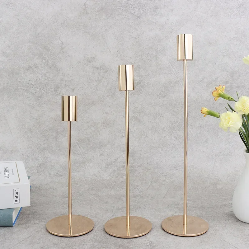 Metal Candle Holders European style Candlestick Fashion Wedding Stand Exquisite Candlestick Candelabra Table Home Decor
Metal Candle Holders European style Candlestick Fashion Wedding Stand Exquisite Candlestick Candelabra Table Home Decor