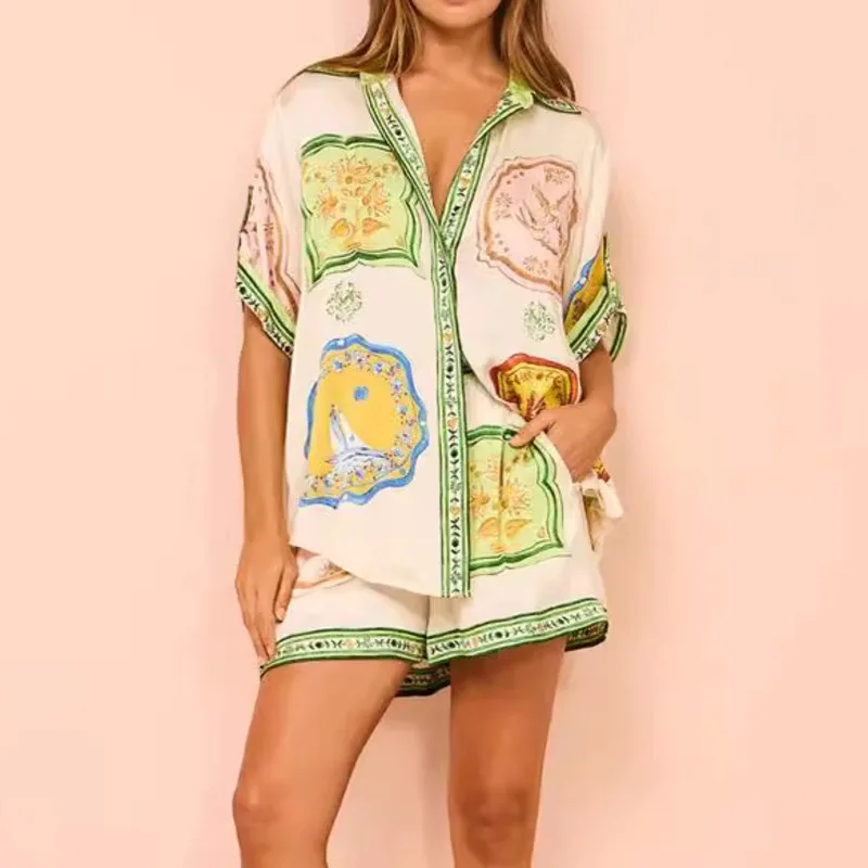 Loose Satin Shirt Collar Two Set Women's Casual Shorts Printed Unique Cut Fitted Shape Skin Friendly Breathable Summer Clothing
Loose Satin Shirt Collar Two Set Women's Casual Shorts Printed Unique Cut Fitted Shape Skin Friendly Breathable Summer Clothing