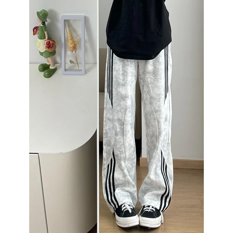 American Retro Thiened Fce Men's Sport Pants Spring Autumn Tee Stripe Design Casual Straight Leg Pants for Teens And Y...
American Retro Thiened Fce Men's Sport Pants Spring Autumn Tee Stripe Design Casual Straight Leg Pants for Teens And Y...