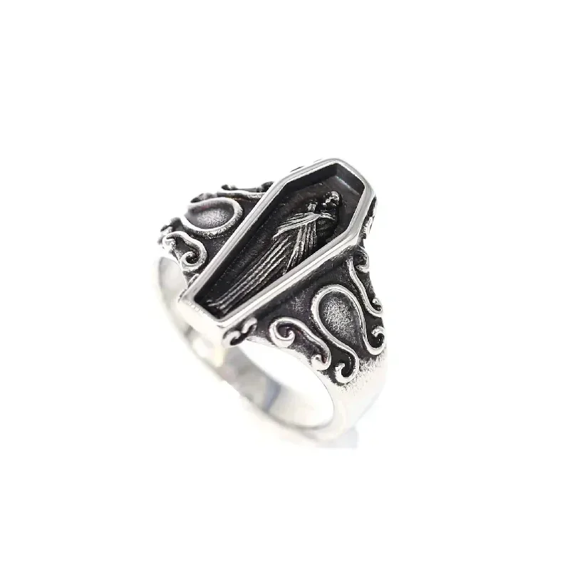 Gothic Stainless Steel Coffin Ring Punk Unique Zombie Vampire Skull Biker Stereoscopic Coffin Priest Egyptian Mummy Ring
Gothic Stainless Steel Coffin Ring Punk Unique Zombie Vampire Skull Biker Stereoscopic Coffin Priest Egyptian Mummy Ring