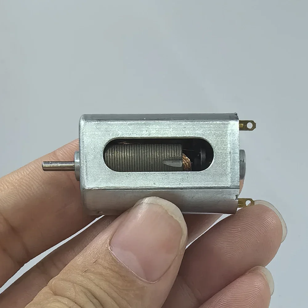 5pcs Mini FK-180SH Carbon brush Electric Motor DC 12V 18000RPM High Speed Cooling Hole Engine For Toy Air Pump
5pcs Mini FK-180SH Carbon brush Electric Motor DC 12V 18000RPM High Speed Cooling Hole Engine For Toy Air Pump