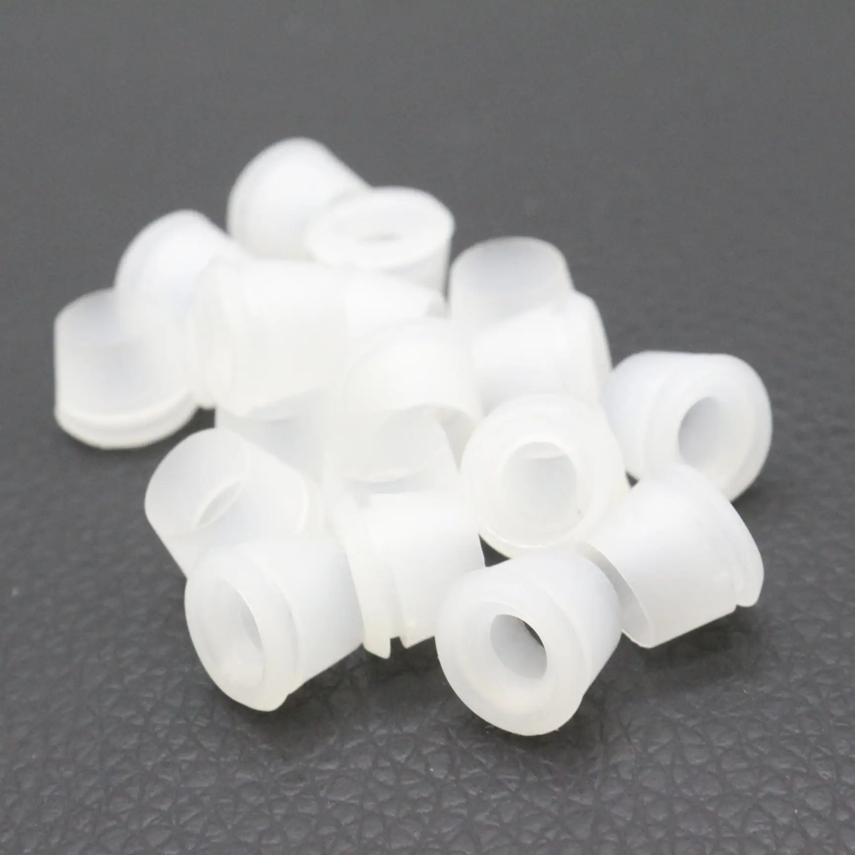 20 Pcs Hood & Trunk Grommets Mounting Plastic Nuts For For BMW E21 E30 E23 320i 325e 325i 733i 745i M3 51121867907
20 Pcs Hood & Trunk Grommets Mounting Plastic Nuts For For BMW E21 E30 E23 320i 325e 325i 733i 745i M3 51121867907