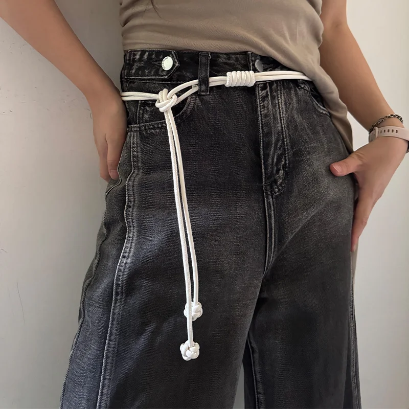 Новые круглые кожаные веревочные платья, пальто, украшение, пояс для женщин, однотонный модный длинный пояс с цепочкой на талию, винтажный пояс
Новые круглые кожаные веревочные платья, пальто, украшение, пояс для женщин, однотонный модный длинный пояс с цепочкой на талию, винтажный пояс