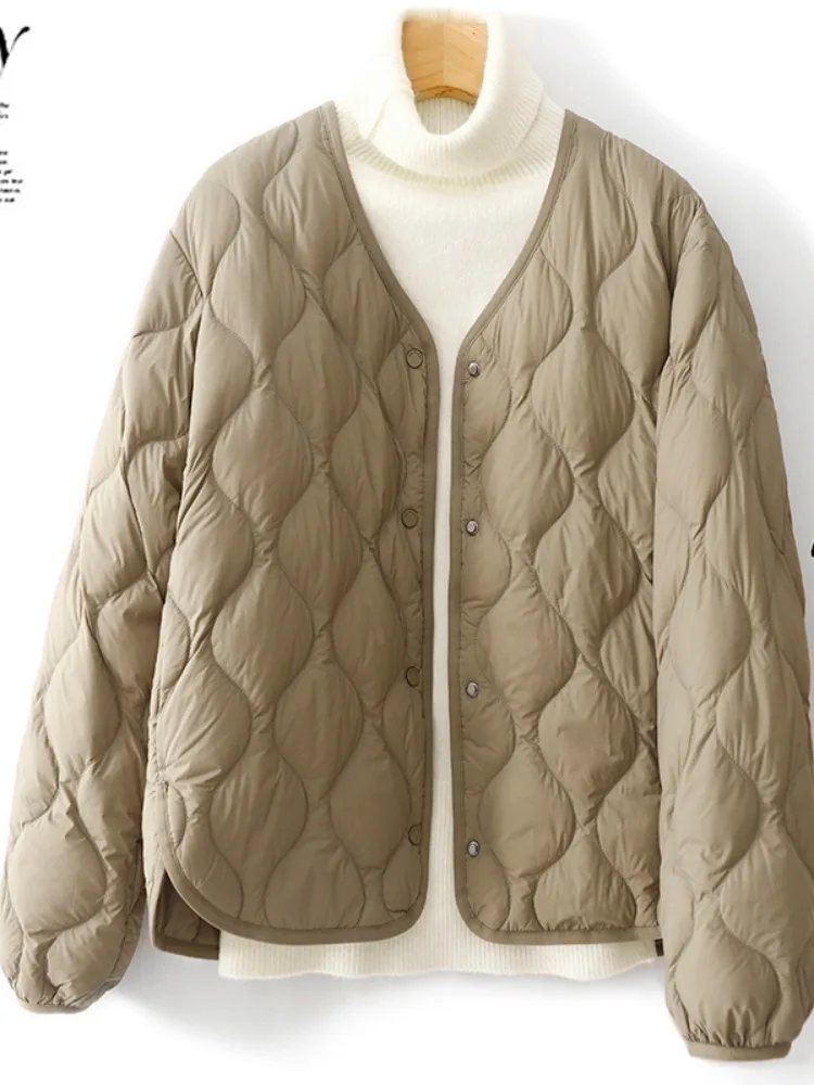 Lightweight Warm Retro Diamond Pattern Cotton Jaet Women's Winter Inner Wear Layering Loose Cotton Coat Outerwear
Lightweight Warm Retro Diamond Pattern Cotton Jaet Women's Winter Inner Wear Layering Loose Cotton Coat Outerwear