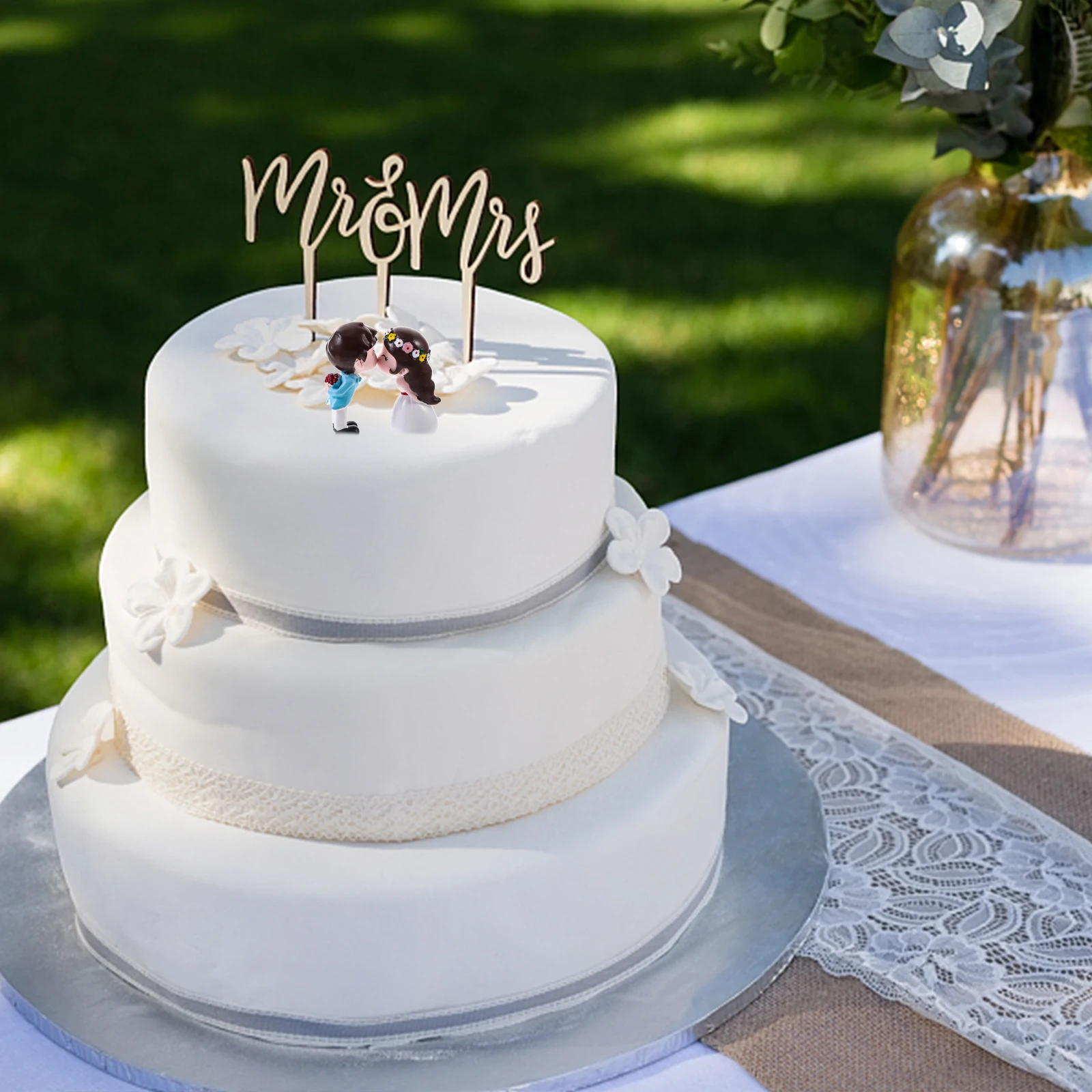 Kiss Couple Romantic Cake Wedding Cake Decoration Decor Premium Material Wedding Toppers Fashionable Gift Statue
Kiss Couple Romantic Cake Wedding Cake Decoration Decor Premium Material Wedding Toppers Fashionable Gift Statue