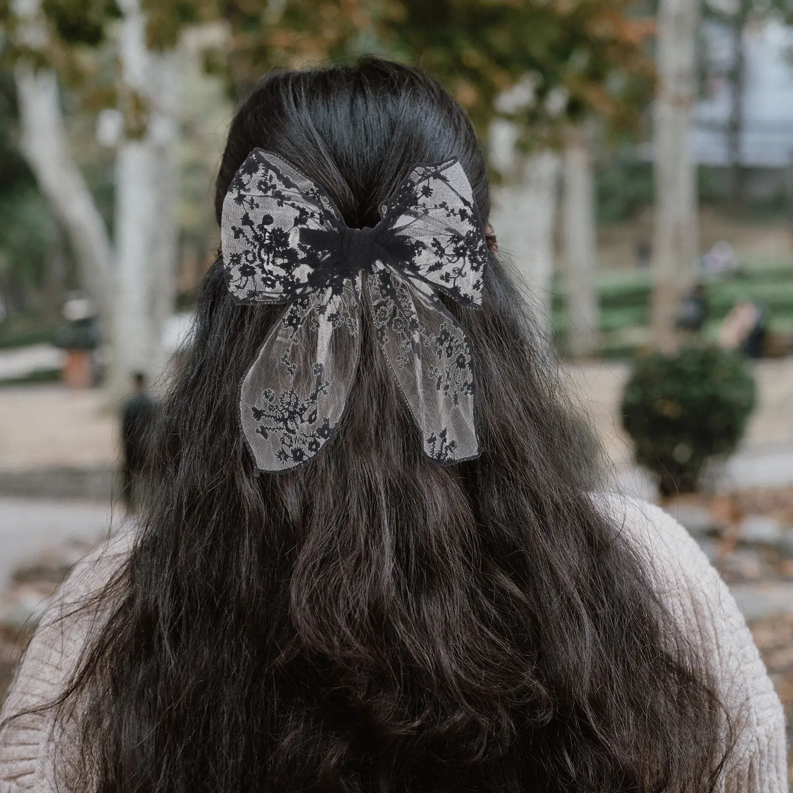 2Pcs Delicate Lace Bow Hair Clips for Women Lightweight Comfortable Elegant Vintage Style Hair Accessories for Wedding Birthday
2Pcs Delicate Lace Bow Hair Clips for Women Lightweight Comfortable Elegant Vintage Style Hair Accessories for Wedding Birthday
