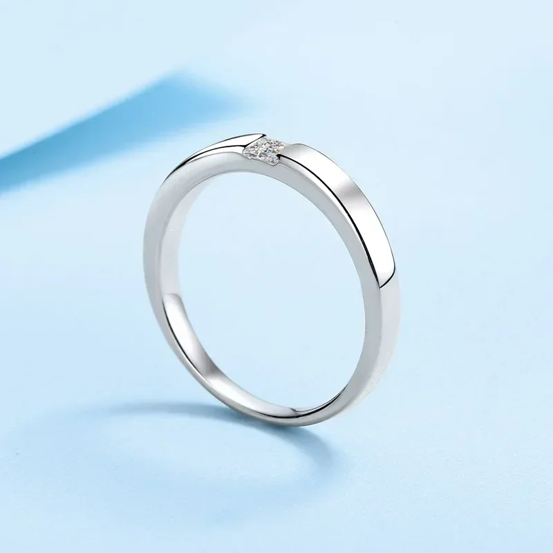 Designer Jewelry PT950 White Gold Couple Ring, VVS1 0.3 Carat Square Moissanite Diamond Unisex Rings Classic Gift Women Men
Designer Jewelry PT950 White Gold Couple Ring, VVS1 0.3 Carat Square Moissanite Diamond Unisex Rings Classic Gift Women Men