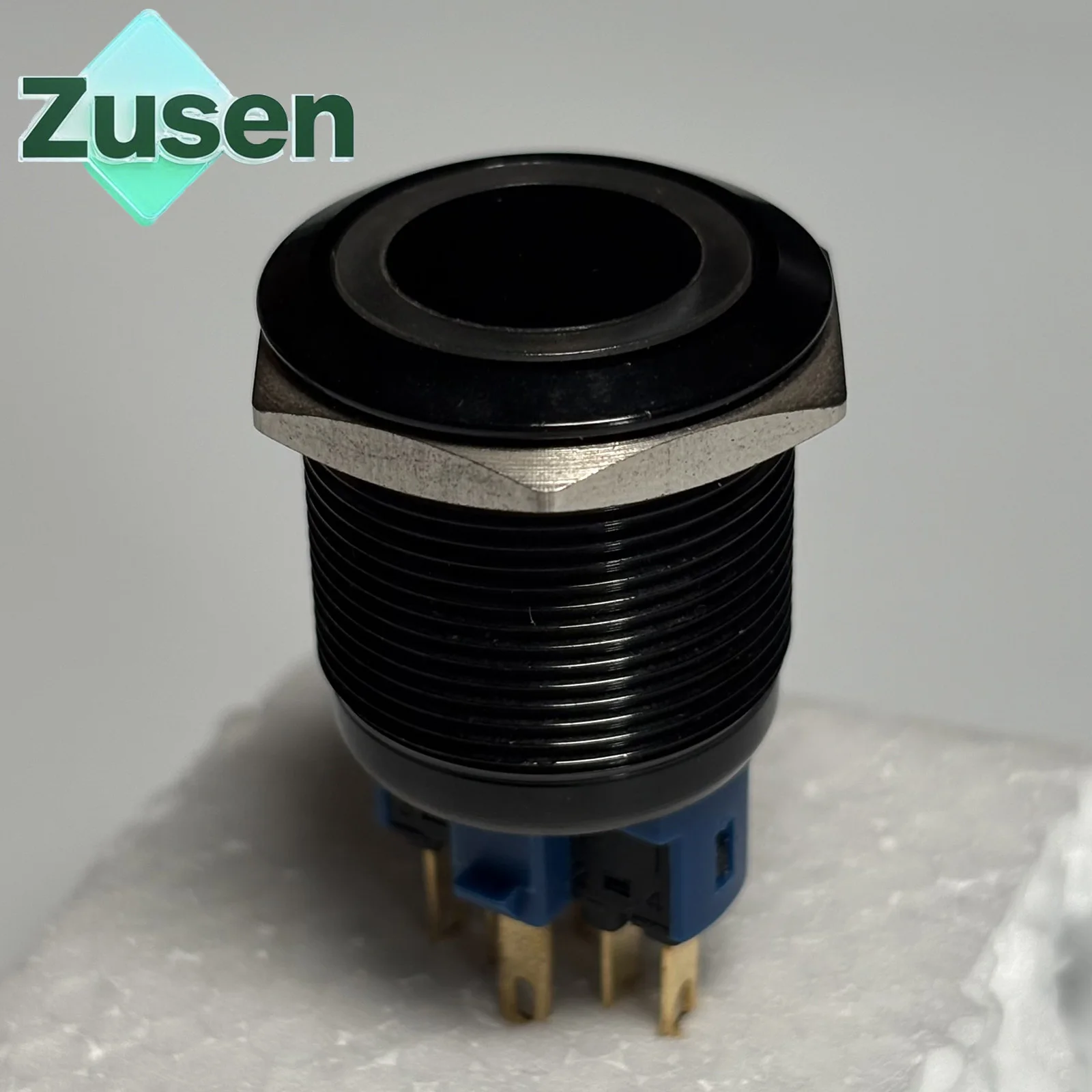 Zusen 22mm Black Aluminum Ring Illuminated Momentary Latching Push Button Switch IP65 12V 24V 110V 220V
Zusen 22mm Black Aluminum Ring Illuminated Momentary Latching Push Button Switch IP65 12V 24V 110V 220V