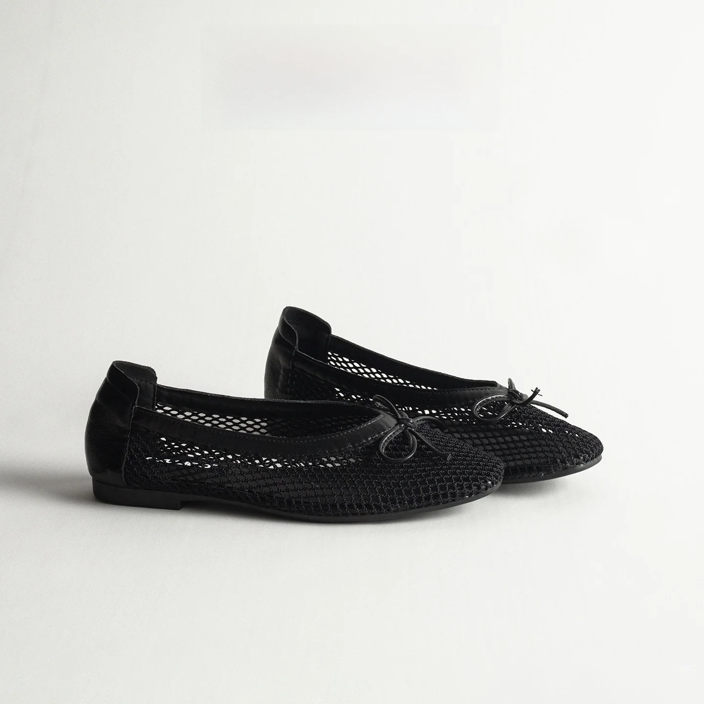 Ballet Flat Shoes Women's Versatile Fairy Wind Matching Skirts Flat Bottom Breathable Fishing Net Mary Jane Shoes Woven Design
Ballet Flat Shoes Women's Versatile Fairy Wind Matching Skirts Flat Bottom Breathable Fishing Net Mary Jane Shoes Woven Design