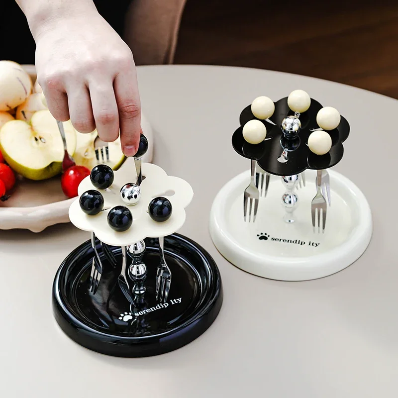 Light Luxury Rotating Fruit Fork Set Household Dessert Cake Small Fork Storage Jar Stainless Steel Fruit Stick Premium Sense
Light Luxury Rotating Fruit Fork Set Household Dessert Cake Small Fork Storage Jar Stainless Steel Fruit Stick Premium Sense