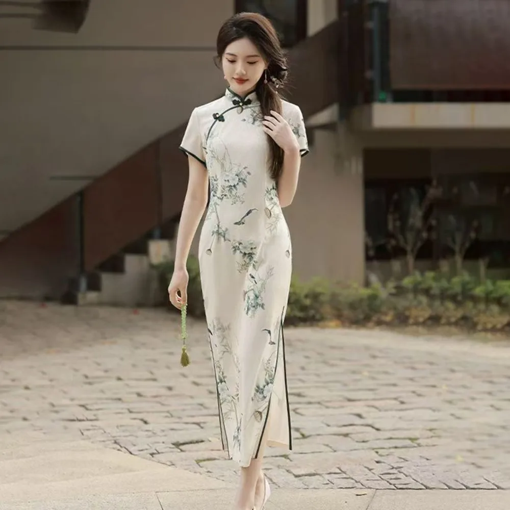 Новый Cheongsam в китайском стиле — длинное платье в винтажном стиле, современный дизайн для больших размеров, элегантный традиционный наряд для женщин 
Новый Cheongsam в китайском стиле — длинное платье в винтажном стиле, современный дизайн для больших размеров, элегантный традиционный наряд для женщин