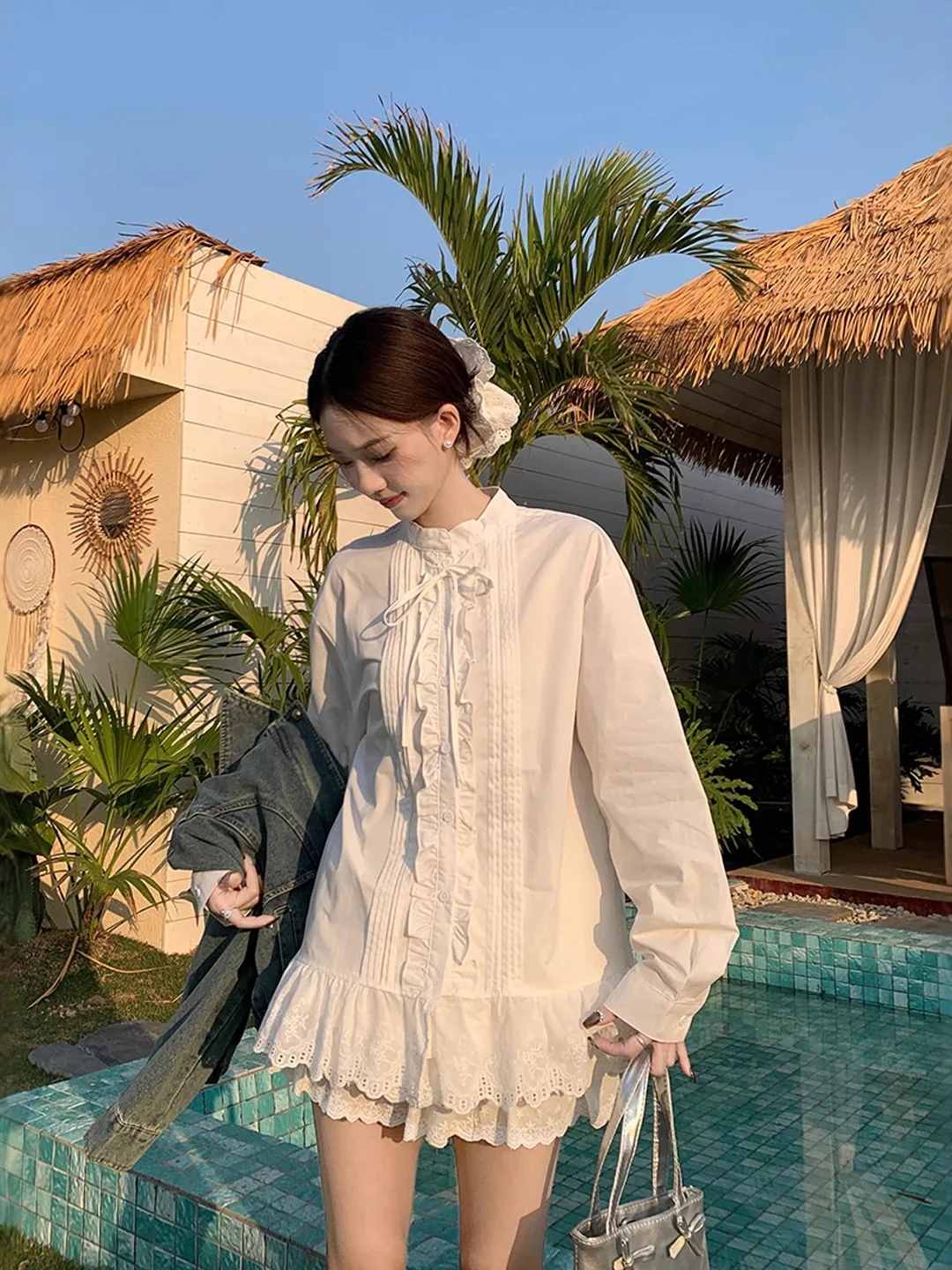 Sweet Feminine Lace Splice Stand Collar Long Sleeve Shirt Women Early Spring Youthful Knot Loose Top Commute Style Korean Ver...
Sweet Feminine Lace Splice Stand Collar Long Sleeve Shirt Women Early Spring Youthful Knot Loose Top Commute Style Korean Ver...