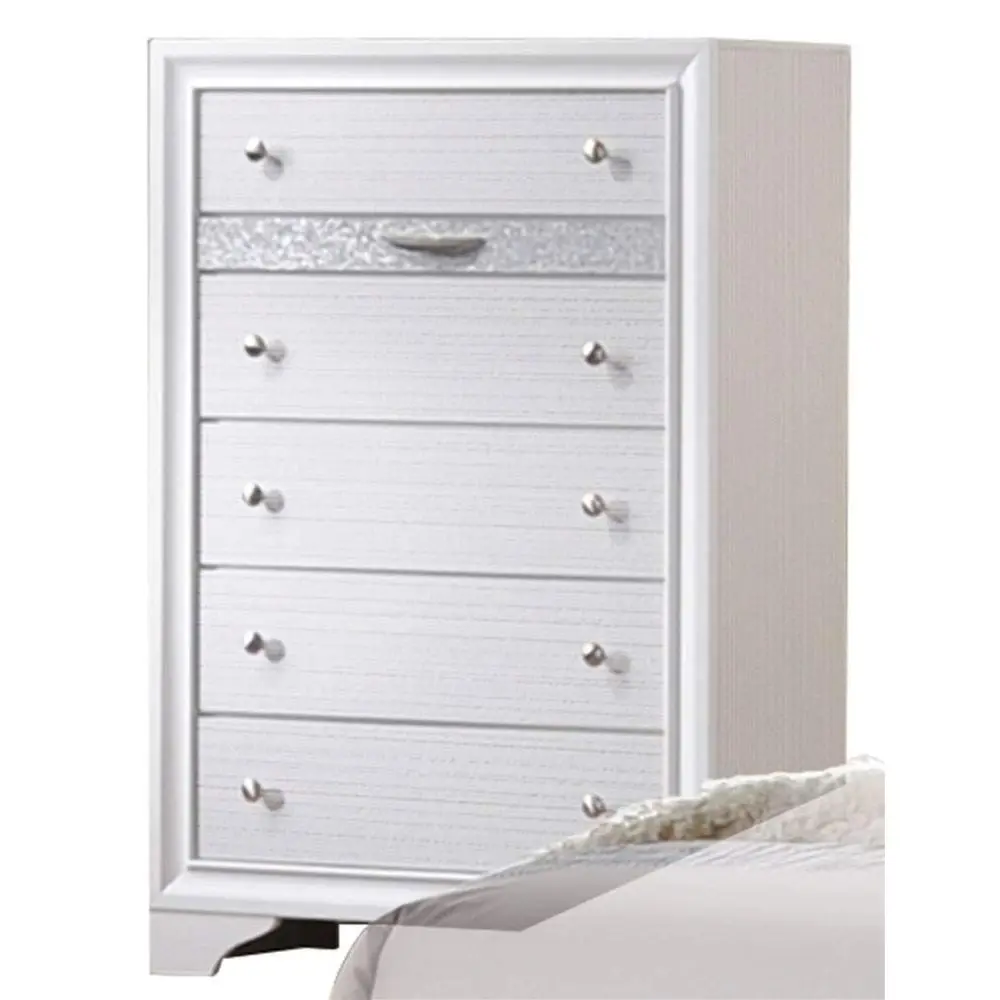 Naima Wood 6Drawers Bedroom Chest in White
Naima Wood 6Drawers Bedroom Chest in White