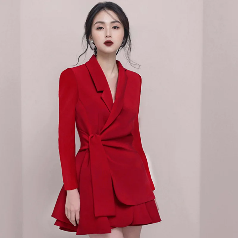 Fashion Women's 2 Pcs Blazer Lapel Long Sleeve Lace-up Solid Color Mini Skirt Suit Slim Female Spring 2025 New Tide
Fashion Women's 2 Pcs Blazer Lapel Long Sleeve Lace-up Solid Color Mini Skirt Suit Slim Female Spring 2025 New Tide