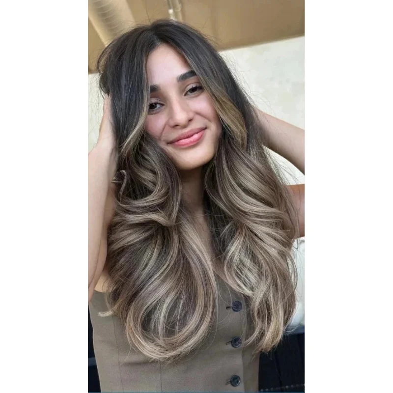 100% Human Hair New Fashion Women's Long Natural Brown Mix Blond Wavy Wigs 24 In
100% Human Hair New Fashion Women's Long Natural Brown Mix Blond Wavy Wigs 24 In