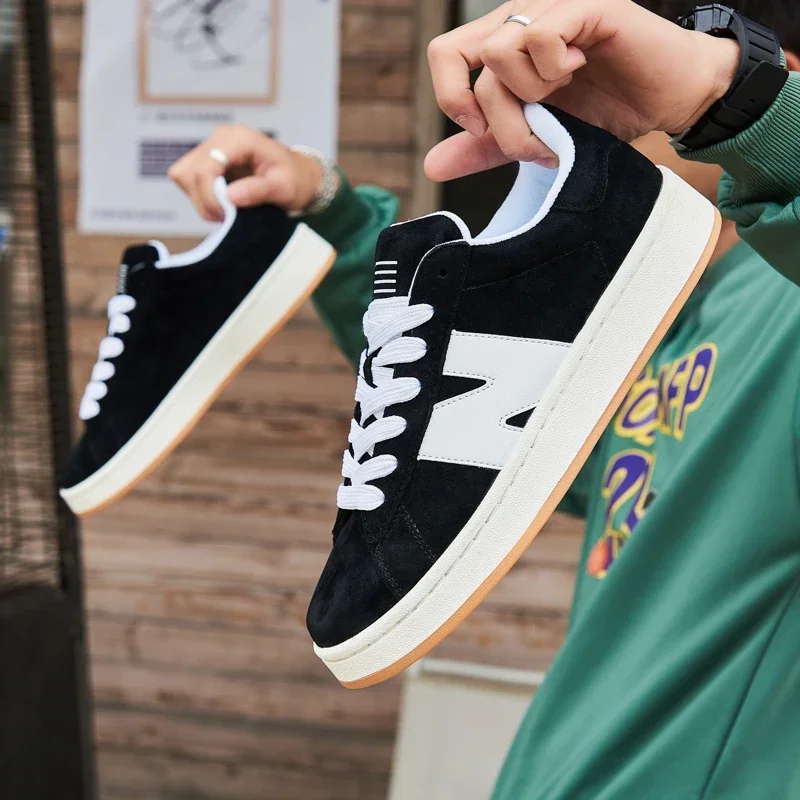 Подвеска для колледжа в стиле ретро: модная обувь для пар-унисекс обувь в стиле хлеба для легкого комфорта
Подвеска для колледжа в стиле ретро: модная обувь для пар-унисекс обувь в стиле хлеба для легкого комфорта