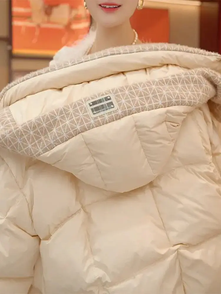 Fashionable Thickened Bread Style Coat for Women Winter Warm Cotton Jacket Loose Fit Stylish Commute Element Hooded Zipper Cl...
Fashionable Thickened Bread Style Coat for Women Winter Warm Cotton Jacket Loose Fit Stylish Commute Element Hooded Zipper Cl...