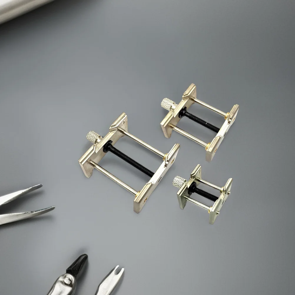 3Pcs Watch Repair Tool Precision Movement Base Holder Universal Watchmaker Clamp for Wristwatch Repair Accessory Kit
3Pcs Watch Repair Tool Precision Movement Base Holder Universal Watchmaker Clamp for Wristwatch Repair Accessory Kit