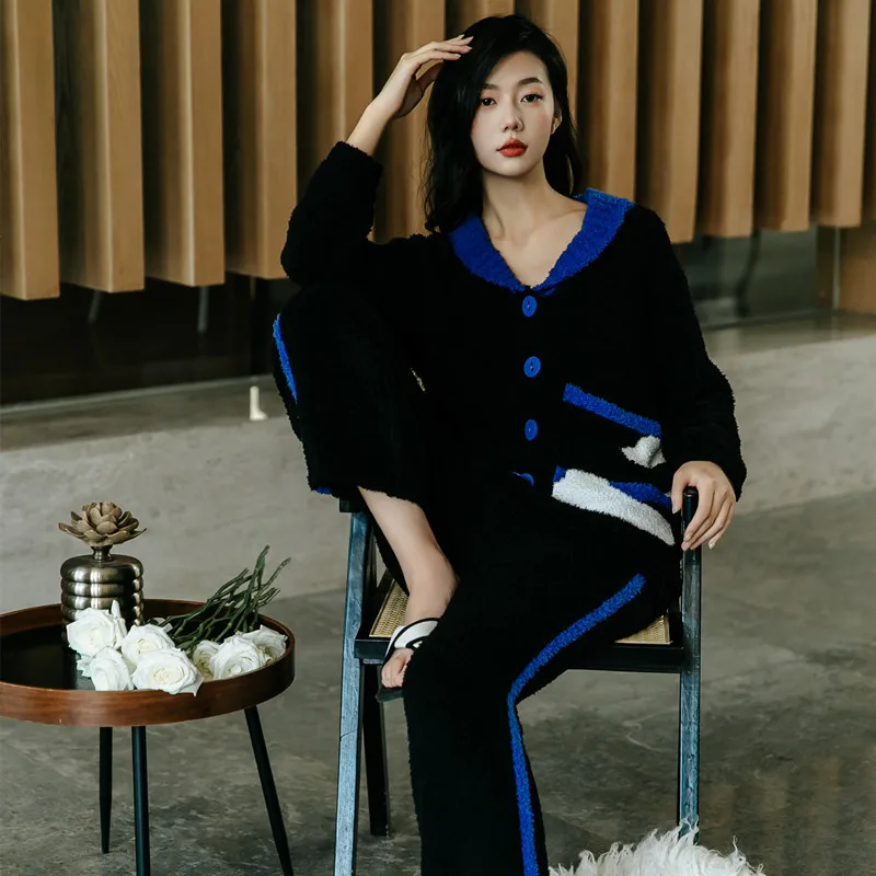 Knitted Pajamas Sets Mixed Colors Fleece Suit Female Autumn and winter pajamas for women's high-end cardigan set FG632
Knitted Pajamas Sets Mixed Colors Fleece Suit Female Autumn and winter pajamas for women's high-end cardigan set FG632
