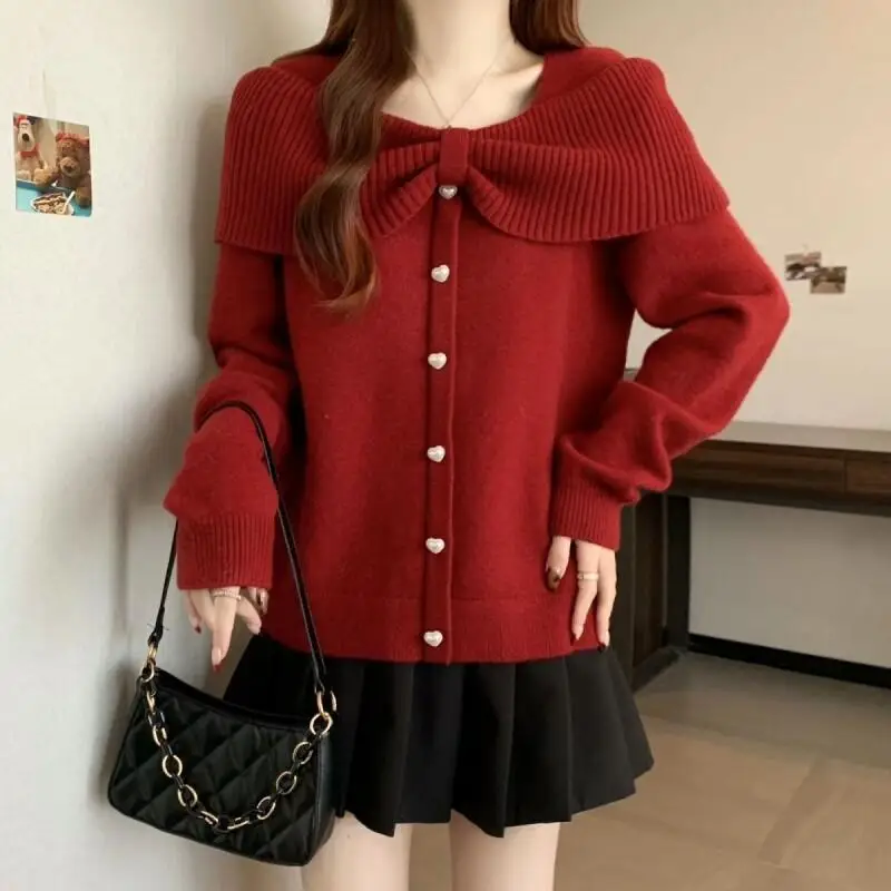 Женский теплый вязаный свитер-пальто премиум-класса, красный, с длинным рукавом, больших размеров, к Новому году
Женский теплый вязаный свитер-пальто премиум-класса, красный, с длинным рукавом, больших размеров, к Новому году