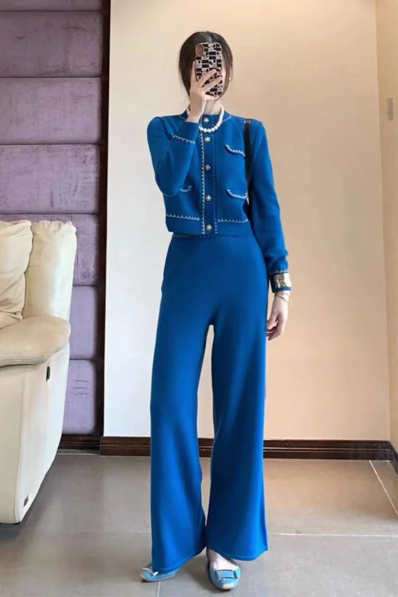 New temperament Autumn Two Piece Set Women Korean Fashion Long Sleeve Sweater Cardigan + Wide Leg Pants Knit Women's Tracksuit
New temperament Autumn Two Piece Set Women Korean Fashion Long Sleeve Sweater Cardigan + Wide Leg Pants Knit Women's Tracksuit