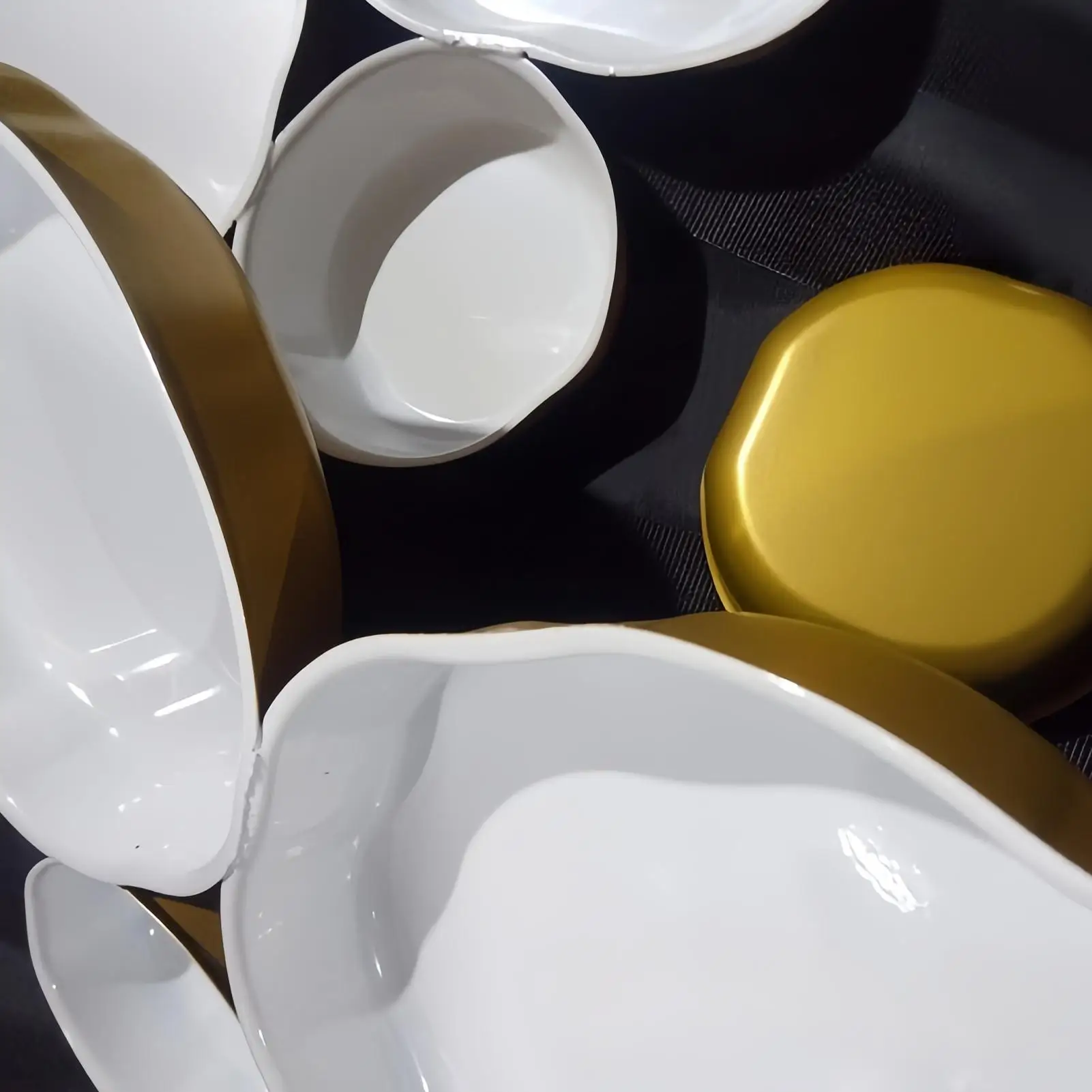 Декоративная тарелка для десертов с девятью секциями, алюминиевый поднос для закусок, блюдо для закусок, поднос для закусок, украшение для дома, подарки для свадебных торжеств
Декоративная тарелка для десертов с девятью секциями, алюминиевый поднос для закусок, блюдо для закусок, поднос для закусок, украшение для дома, подарки для свадебных торжеств