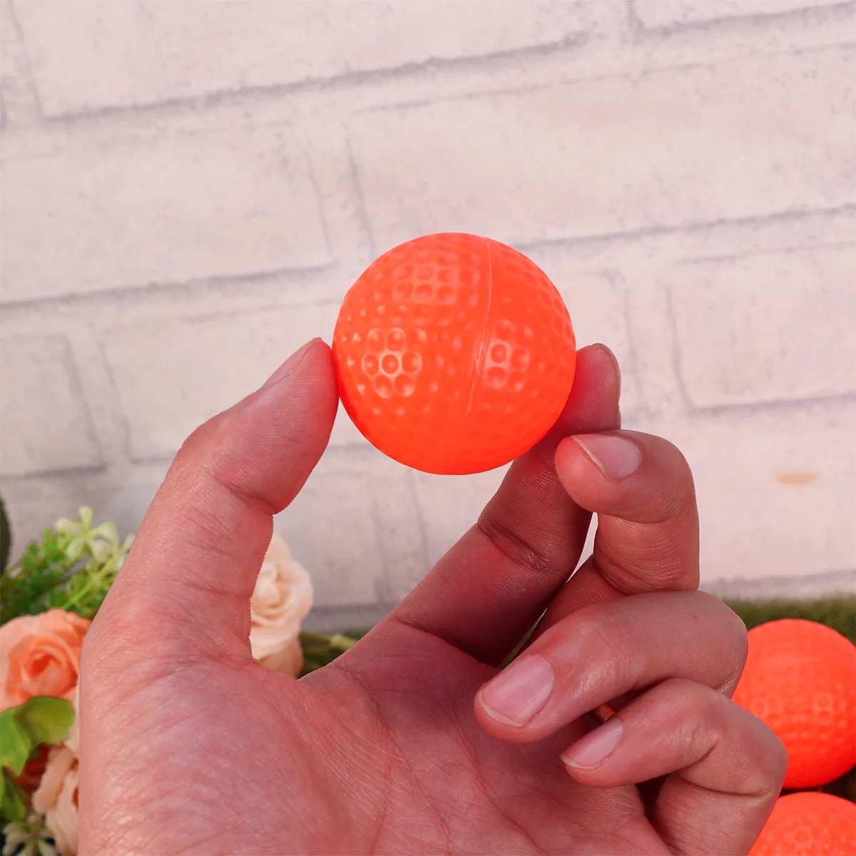 12pcs Golf Balls Indoor Practice Light Weight High Visibility Orange Color Training Aids For Approach Shot Exercise
12pcs Golf Balls Indoor Practice Light Weight High Visibility Orange Color Training Aids For Approach Shot Exercise