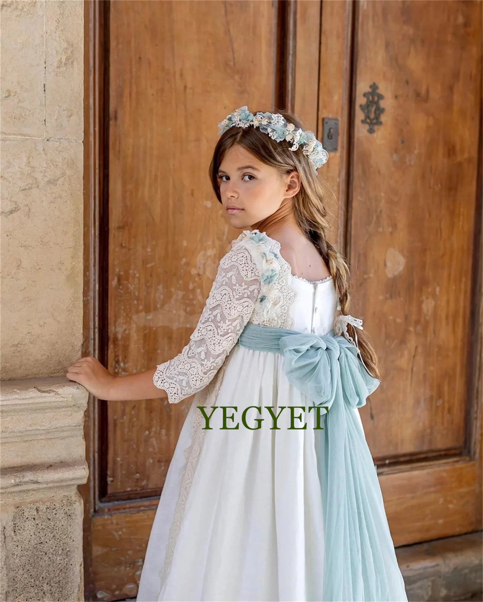 White Satin Lace 3/4 Sleeve Embroidery Bow Belt Flower Girl Dress Wedding Little Flower Children's Holy Communion Birthday Dress
White Satin Lace 3/4 Sleeve Embroidery Bow Belt Flower Girl Dress Wedding Little Flower Children's Holy Communion Birthday Dress