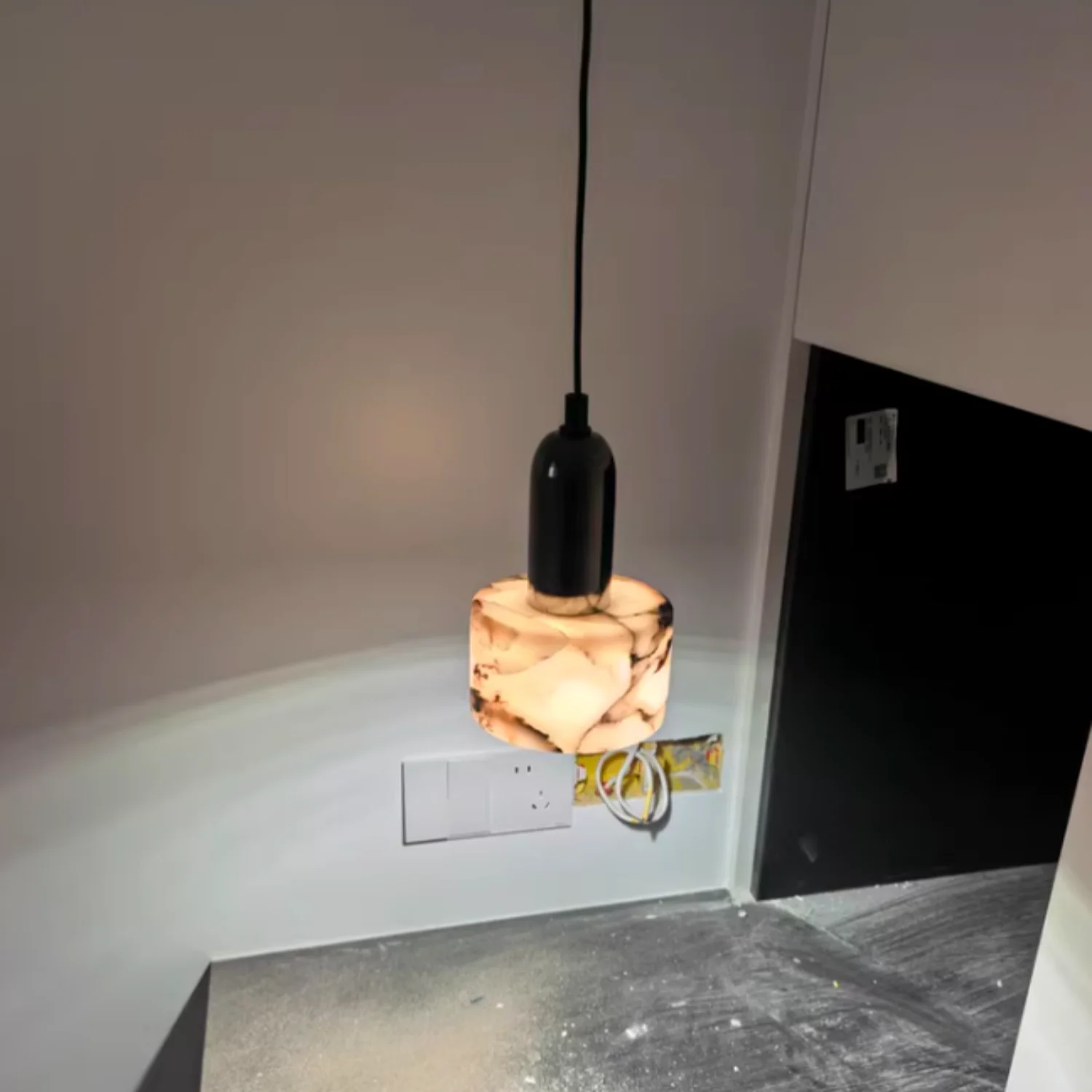 Mordern French Luxury Marble Stepless Dimming Pendant Light Lamp For Bedroom Living Room Office Indoor Home Decorative Fixture
Mordern French Luxury Marble Stepless Dimming Pendant Light Lamp For Bedroom Living Room Office Indoor Home Decorative Fixture