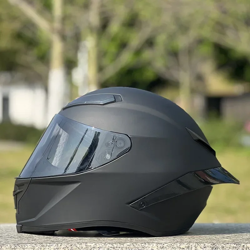 Full Face Motorcycle Helmet Riding Big Spoiler Motorcycle Helmet Casco Casque Original Matte Black Helmet DOT Approved
Full Face Motorcycle Helmet Riding Big Spoiler Motorcycle Helmet Casco Casque Original Matte Black Helmet DOT Approved