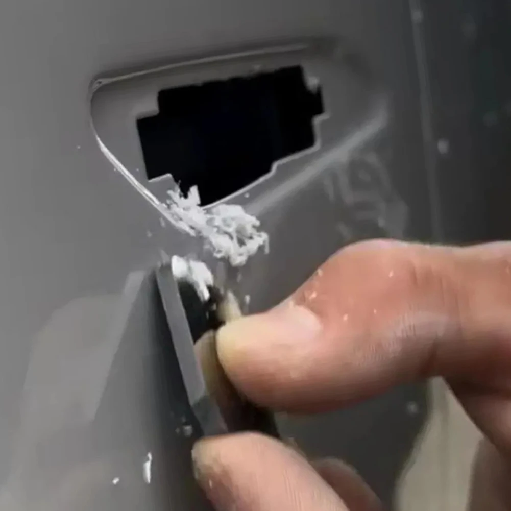 Professional Grade Auto Repair Scraper for Removing Paint Drips and Sagging Stains from Car Metal and Wood Surfaces
Professional Grade Auto Repair Scraper for Removing Paint Drips and Sagging Stains from Car Metal and Wood Surfaces