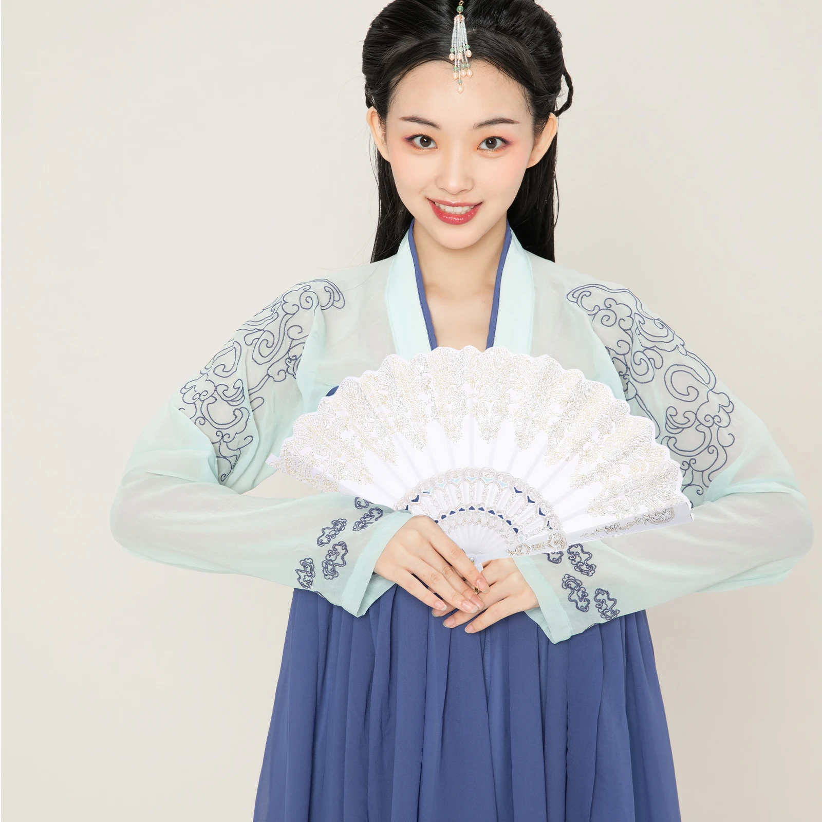 Folding Fan Plastic Fans Single-sided Printed Pattern Decoration Wedding Birthday Gifts Chinese Style Handheld Accessories
Folding Fan Plastic Fans Single-sided Printed Pattern Decoration Wedding Birthday Gifts Chinese Style Handheld Accessories