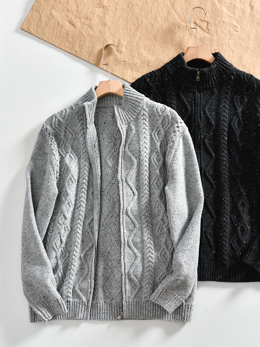 British Retro Knitted Woolen Sweater Zipper Cardigan Thickened Warm Men's Fashion Urban Style Long Sleeve Half High Collar Coat
British Retro Knitted Woolen Sweater Zipper Cardigan Thickened Warm Men's Fashion Urban Style Long Sleeve Half High Collar Coat