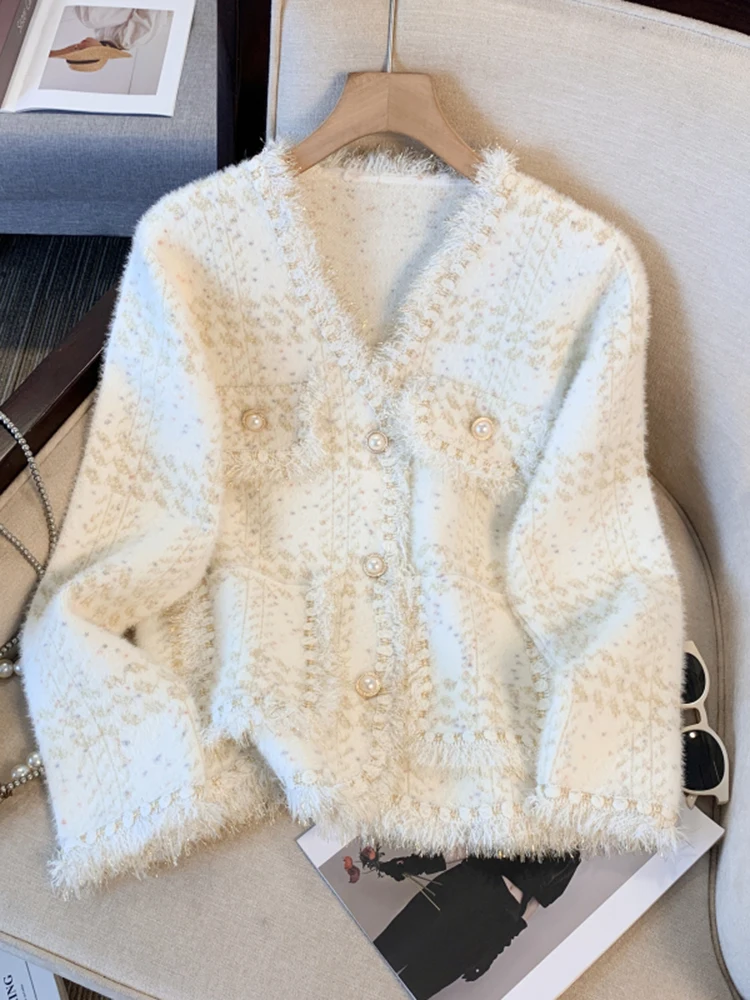 Autumn Winter Women's Long Sleeved V-Neck Tassel Jacket New Korean Fashion Mink Fur Loose Women Knitted Sweater Cardigan
Autumn Winter Women's Long Sleeved V-Neck Tassel Jacket New Korean Fashion Mink Fur Loose Women Knitted Sweater Cardigan