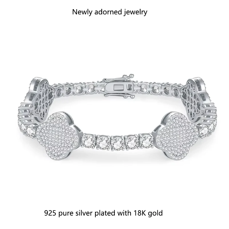This is a S925 sterling silver tennis bracelet set with full moissanite stones, suitable for Western fashion and hip-hop styles.
This is a S925 sterling silver tennis bracelet set with full moissanite stones, suitable for Western fashion and hip-hop styles.
