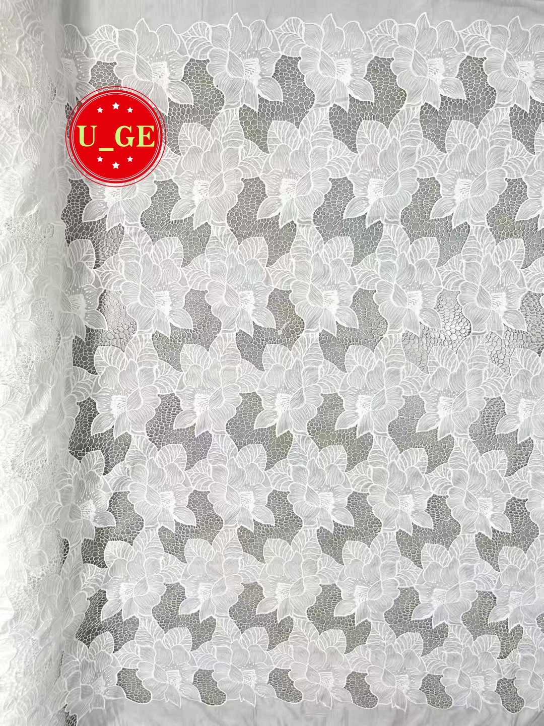 5 ярдов ультрамодной, очень мягкой, высококачественной хлопковой кружевной ткани с лазерной отделкой для вечерних платьев U_Ge2893
5 ярдов ультрамодной, очень мягкой, высококачественной хлопковой кружевной ткани с лазерной отделкой для вечерних платьев U_Ge2893