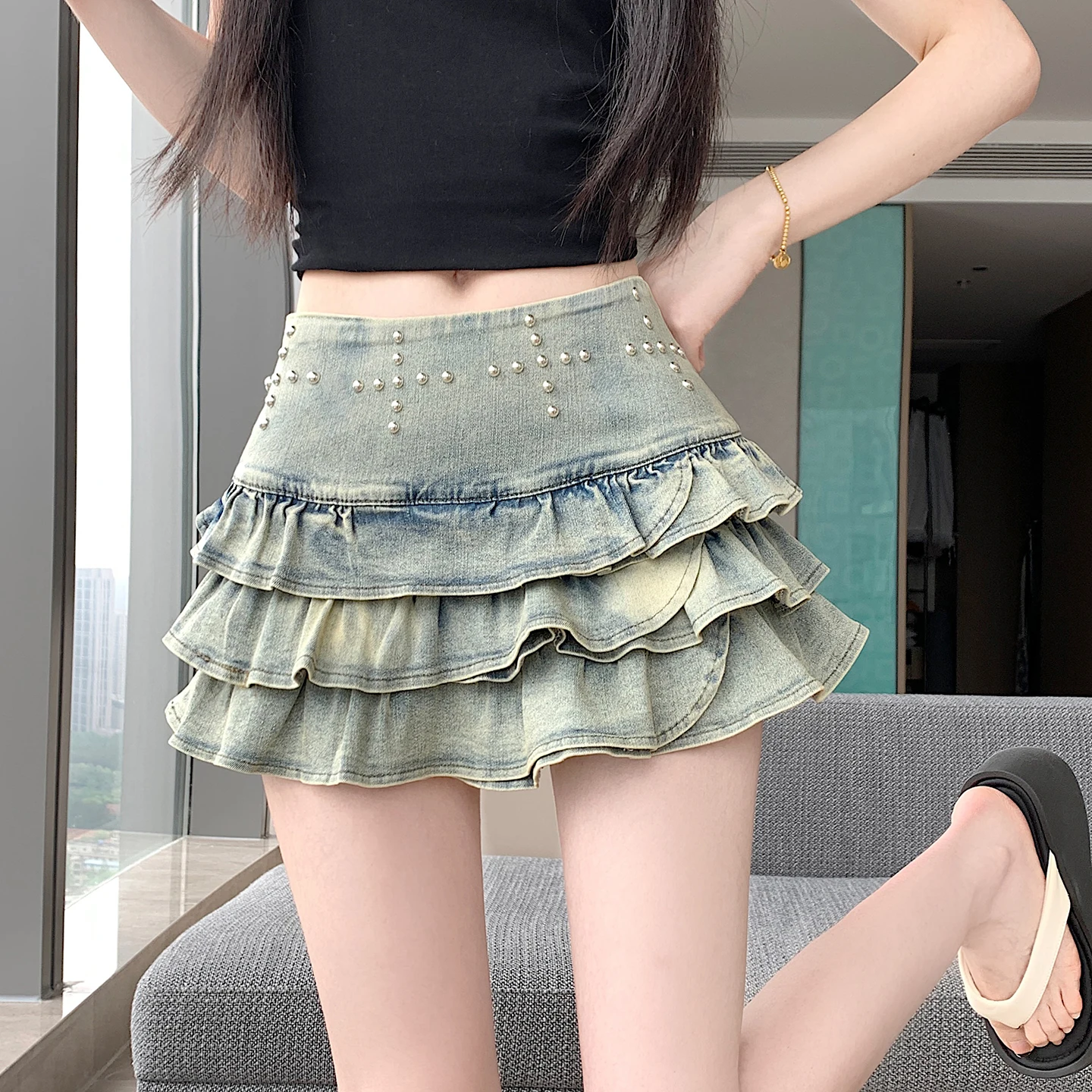 New Summer Women High Waist Slim Mini Skirt American Hot Girl Fashion Beading Sweet Ruffles Cake Hem Retro Blue Denim Skirt
New Summer Women High Waist Slim Mini Skirt American Hot Girl Fashion Beading Sweet Ruffles Cake Hem Retro Blue Denim Skirt