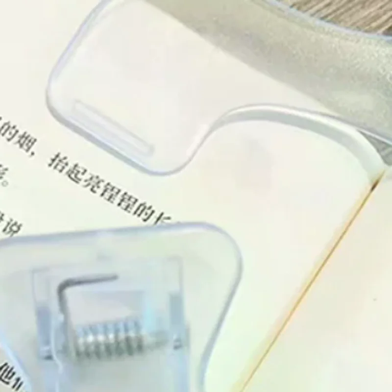 Simple Fixed Book Clips Frosted Transparent Page Holder For Reading Tool Memo Clip Kawaii Desk Accessories Practical Note Holder
Simple Fixed Book Clips Frosted Transparent Page Holder For Reading Tool Memo Clip Kawaii Desk Accessories Practical Note Holder