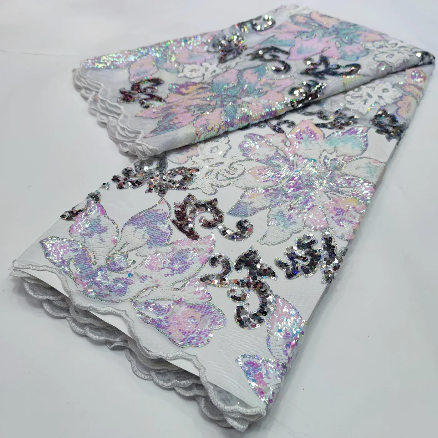 Classical Colorful Sequins Lace Fabric 2022 High Quality African Lace Fabric For Bride Nigerian Lace Fabric For Party KYY2213
Classical Colorful Sequins Lace Fabric 2022 High Quality African Lace Fabric For Bride Nigerian Lace Fabric For Party KYY2213