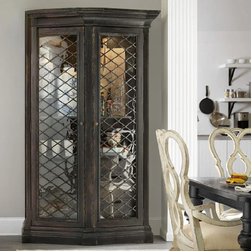 Solid wood double door modern light luxury living room side cabinet European wall mounted glass decorative display cabinet
Solid wood double door modern light luxury living room side cabinet European wall mounted glass decorative display cabinet