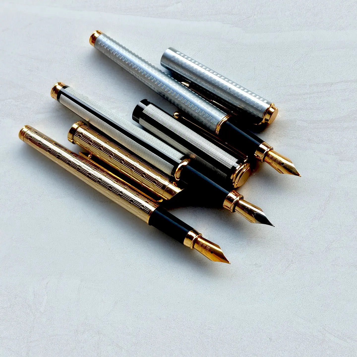 3pens-New Old Stock Yong Sheng Fountain Pen F Nib Aerometric Filler Stationery Office School Supplies Writing Gift 1990S
3pens-New Old Stock Yong Sheng Fountain Pen F Nib Aerometric Filler Stationery Office School Supplies Writing Gift 1990S