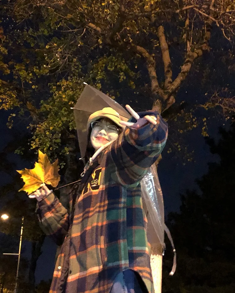 ALITTLE Heavyweight Towel Embroidery Plaid Woolen Cotton Jaet Street Sle Removable Hat Single Button Long Sve Coat
ALITTLE Heavyweight Towel Embroidery Plaid Woolen Cotton Jaet Street Sle Removable Hat Single Button Long Sve Coat