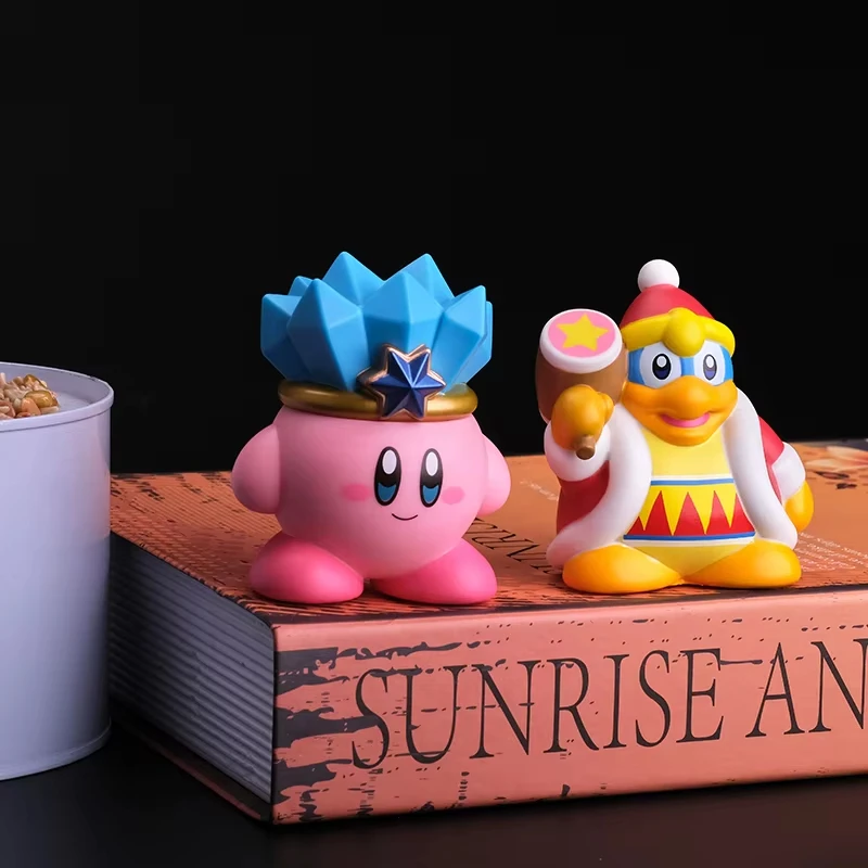 Набор из 8 фигурок персонажей игры Kirby: милые мультяшные розовые мини-фигурки Kirby, декоративная коллекционная игрушка для детских подарков
Набор из 8 фигурок персонажей игры Kirby: милые мультяшные розовые мини-фигурки Kirby, декоративная коллекционная игрушка для детских подарков